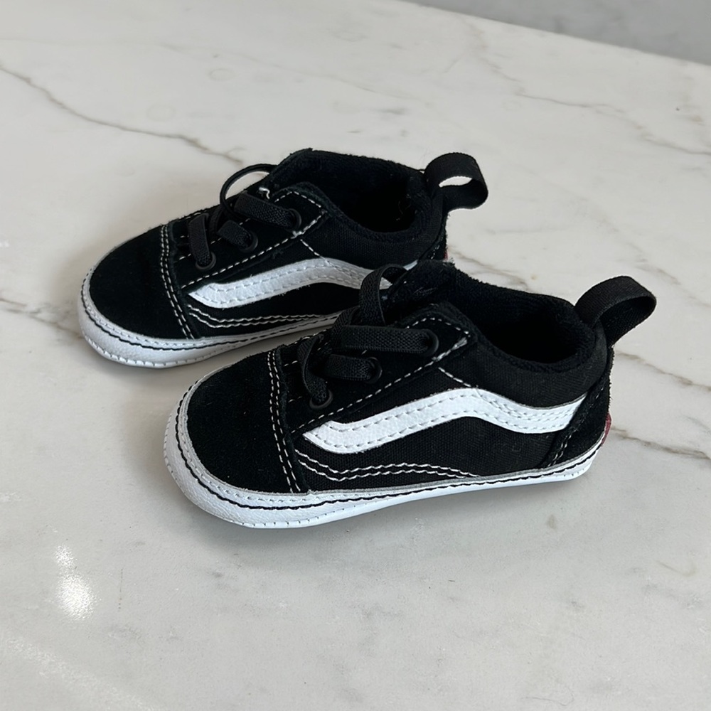 Vans size size 4c